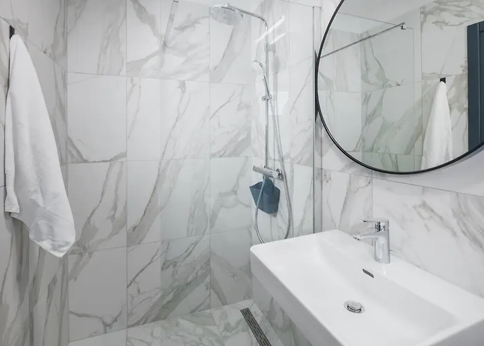 アパート Spadici