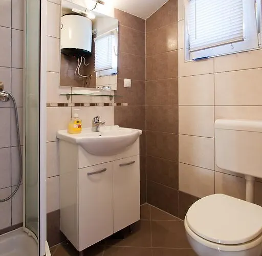 アパート Spadici